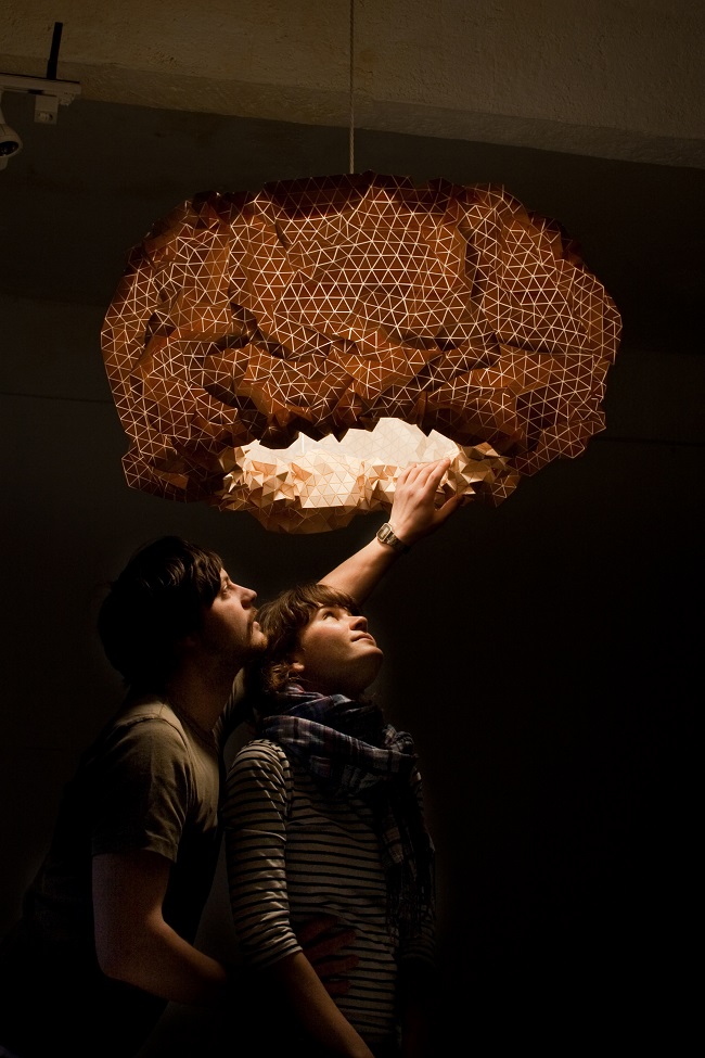 Wooden Textiles als lamp.